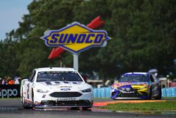 Brad Keselowski, Team Penske Ford, Kyle Busch, Joe Gibbs Racing Toyota