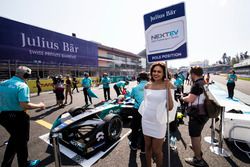 Julius Baer pole position girl 