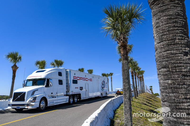 Porsche Team truck enter the Sebring paddock