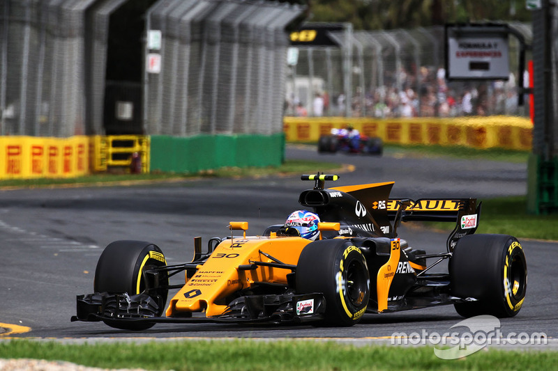 Джоліон Палмер, Renault Sport F1 Team RS17