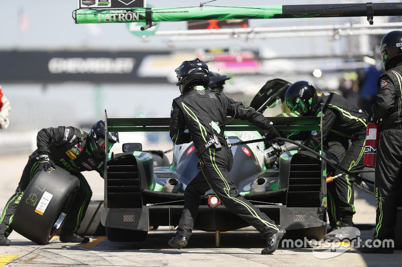 #2 Tequila Patrón ESM, Nissan DPi: Scott Sharp, Ryan Dalziel, Pipo Derani