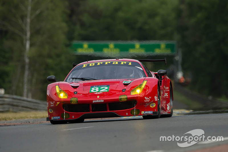 #82 Risi Competizione, Ferrari 488 GTE: Toni Vilander, Giancarlo Fisichella, Pierre Kaffer