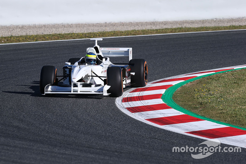 Zsolt Baumgartner, F1 Experiences 2-Seater driver