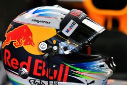 Le casque de Daniel Ricciardo, Red Bull Racing, avec la mention #Billywhizz