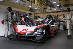 #2 Porsche Team Porsche 919 Hybrid