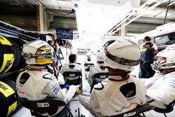 Гай Мартин в бригаде механиков Williams