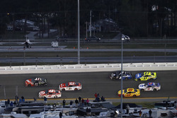 Kurt Busch, Stewart-Haas Racing Ford passes Kyle Larson, Chip Ganassi Racing Chevrolet for the win