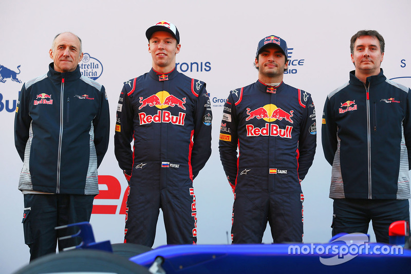Franz Tost, Scuderia Toro Rosso Team Principal, Daniil Kvyat, Carlos Sainz Jr., Scuderia Toro Rosso, James Key, Scuderia Toro Rosso Technical Director