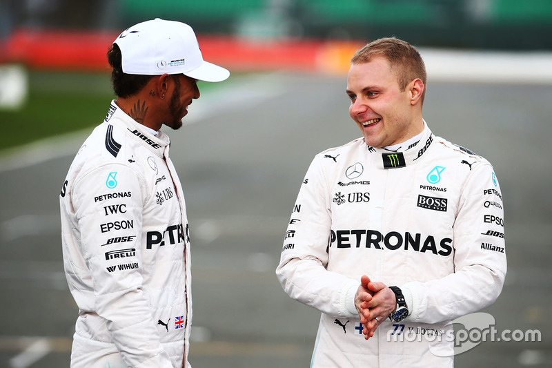 Lewis Hamilton, Mercedes AMG F1; Valtteri Bottas, Mercedes AMG F1