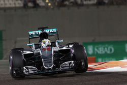 Lewis Hamilton, Mercedes AMG F1 W07 Hybrid