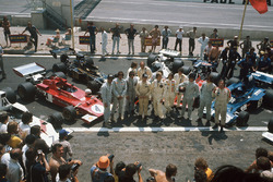 Graham Hill, George Follmer, Wilson Fittipaldi, Emerson Fittipaldi, Carlos Reutemann, Denny Hulme, Jackie Oliver, Ronnie Peterson, Arturo Merzario, Jody Scheckter, Jackie Stewart and François Cévert