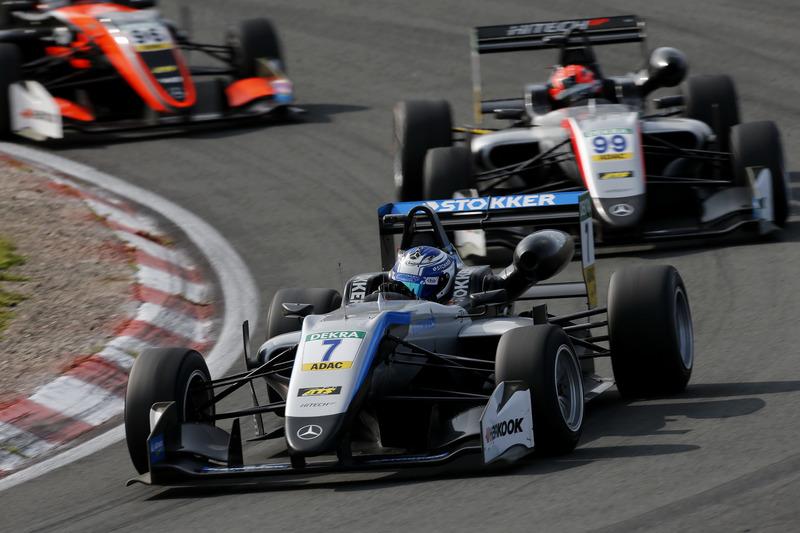 Ralf Aron, Hitech Grand Prix, Dallara F317 - Mercedes-Benz