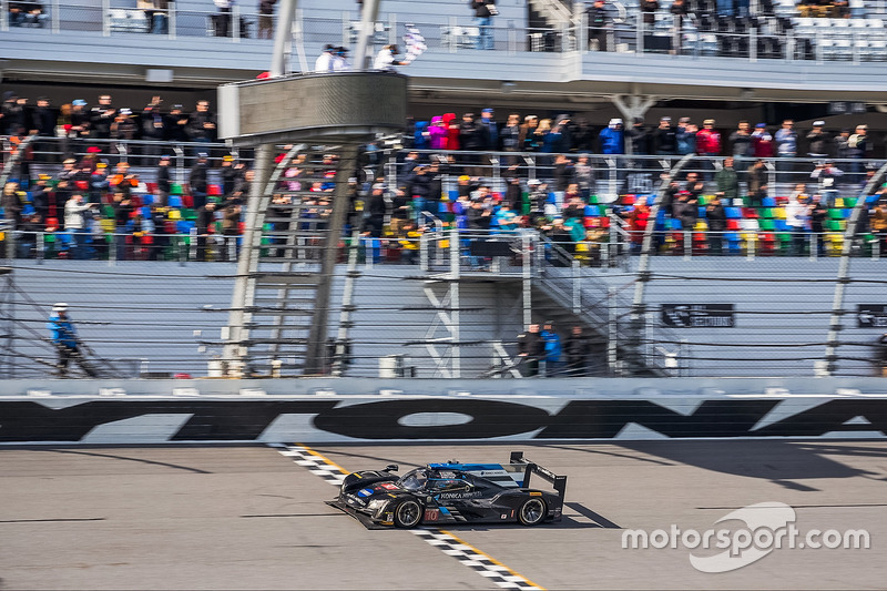 #10 Wayne Taylor Racing Cadillac DPi: Ricky Taylor, Jordan Taylor, Max Angelelli, Jeff Gordon takes 