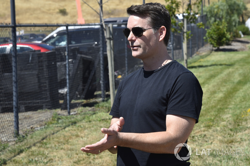 Jeff Gordon é Jeff Gorvette