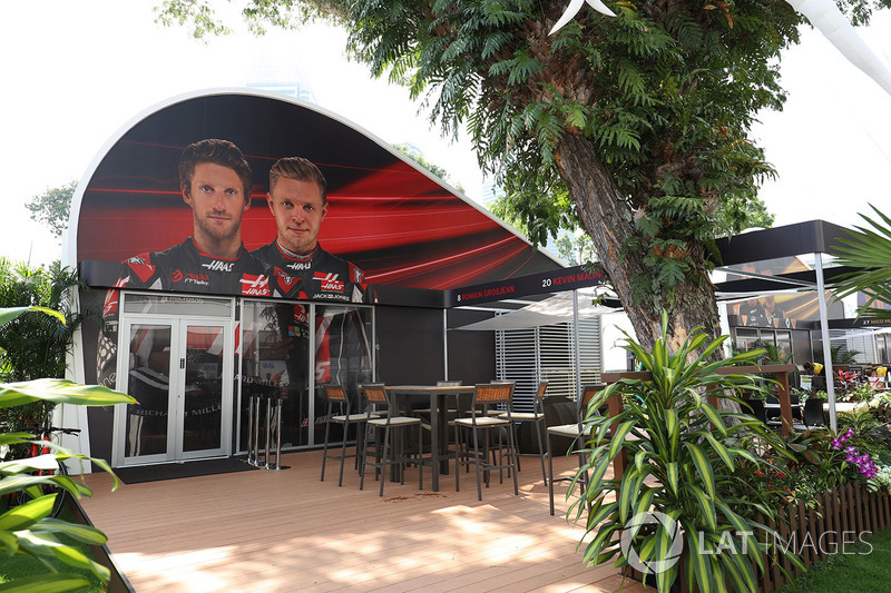Haas F1 Team team building