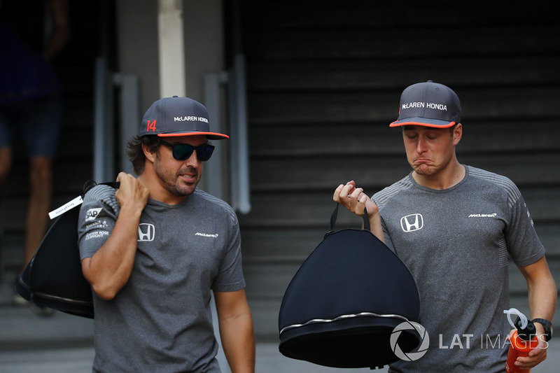 Fernando Alonso, McLaren y Stoffel Vandoorne, McLaren