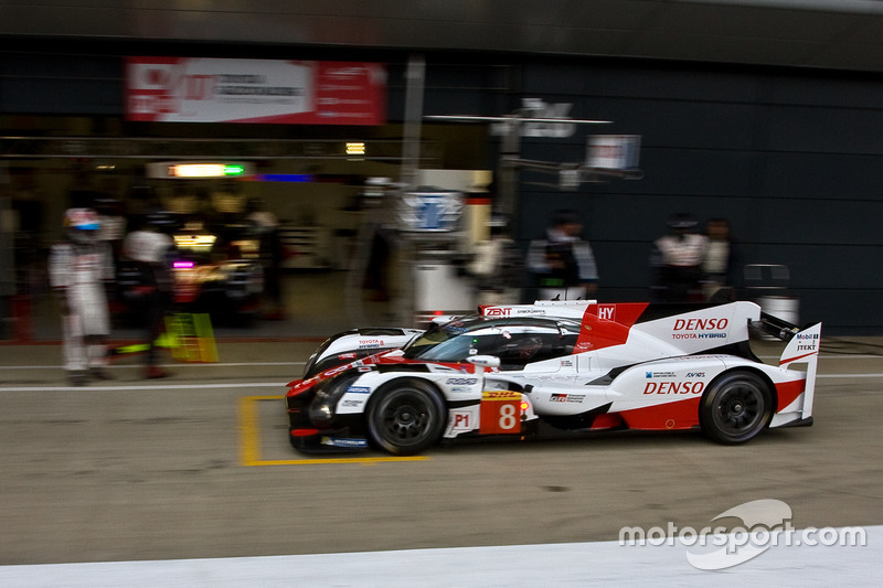 #8 Toyota Gazoo Racing Toyota TS050 Hybrid: Anthony Davidson, Sébastien Buemi, Kazuki Nakajima