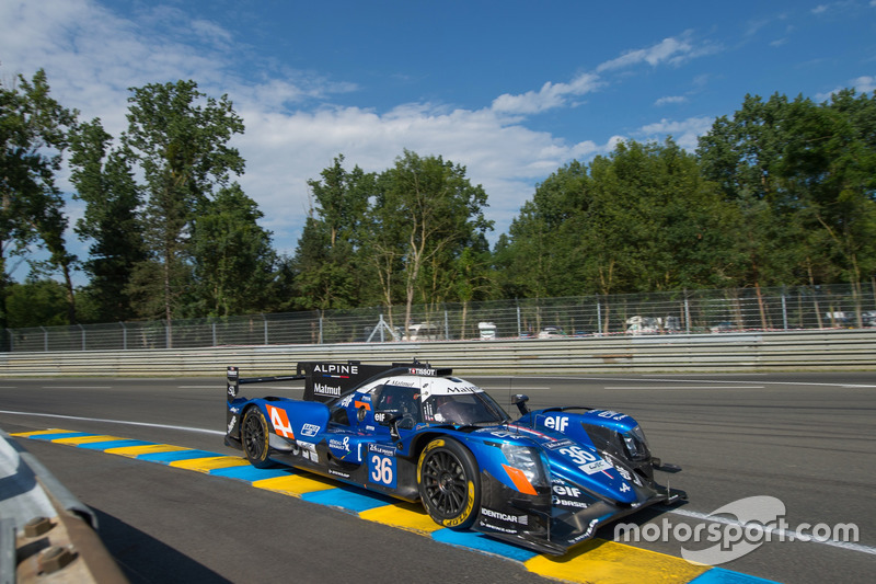 #36 Signatech Alpine A470 Gibson: Gustavo Menezes, Romain Dumas, Matt Rao