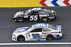 Dale Earnhardt Jr., Hendrick Motorsports Chevrolet, Derrike Cope, Premium Motorsports Toyota
