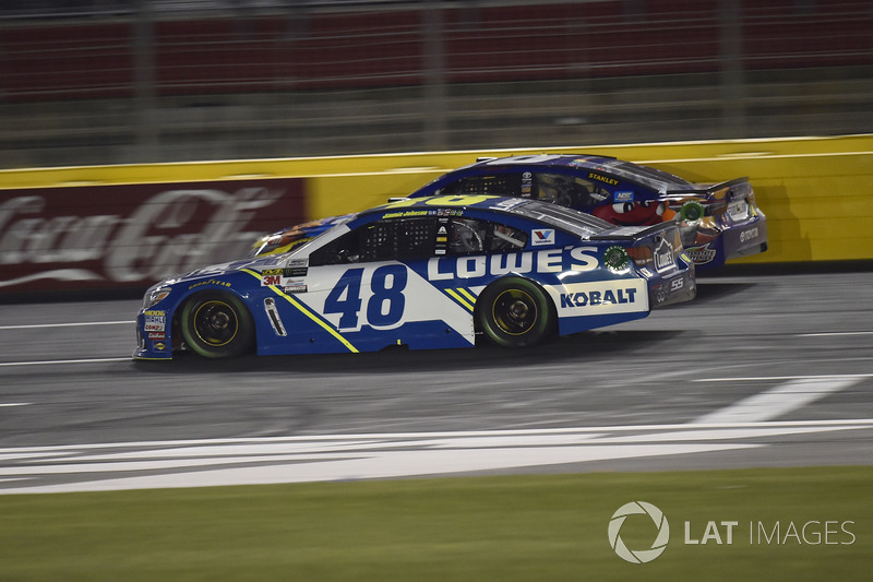 Kyle Busch, Joe Gibbs Racing Toyota, Jimmie Johnson, Hendrick