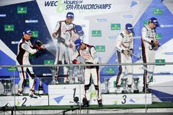 Podium LMP1: race winners Anthony Davidson, Sébastien Buemi, Kazuki Nakajima, Toyota Gazoo Racing, second place Mike Conway, Kamui Kobayashi, Toyota Gazoo Racing, third place Timo Bernhard, Earl Bamber, Brendon Hartley, Porsche Team