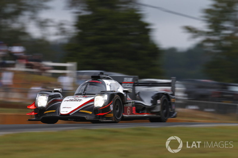 #6 Team Penske ORECA 07: Helio Castroneves, Simon Pagenaud, Juan Pablo Montoya