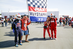 Fan di Max Verstappen, Red Bull, Sebastian Vettel, Ferrari