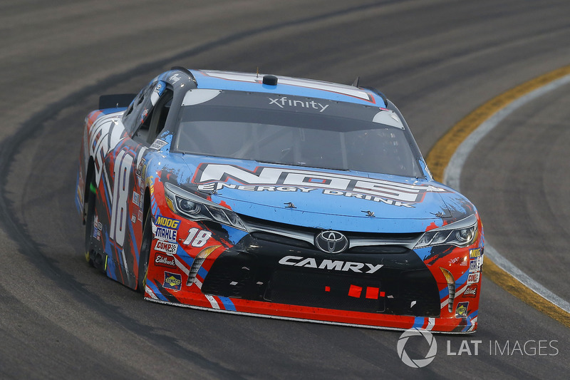 Kyle Busch, Joe Gibbs Racing, Toyota Camry NOS