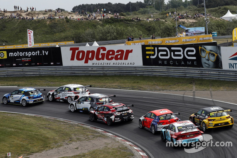 Stian Paulsen, Stian Paulsen Racing Cupra TCR, Jaap van Lagen, Leopard Lukoil Team Audi RS3 LMS TCR, Mikel Azcona, PCR Sport Cupra TCR, Attila Tassi, Hell Energy Racing con KCMG Honda Civic Type R TCR