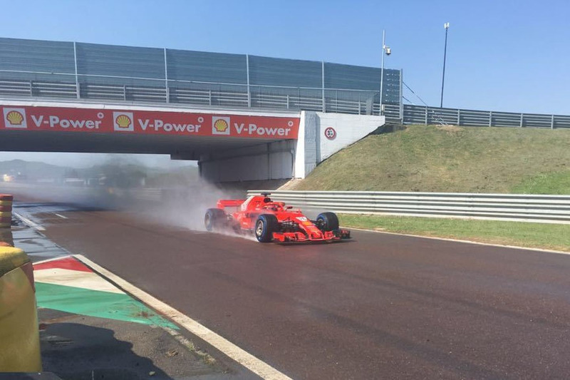 O russo só guiou a Ferrari em um teste da Pirelli em Fiorano, em abril