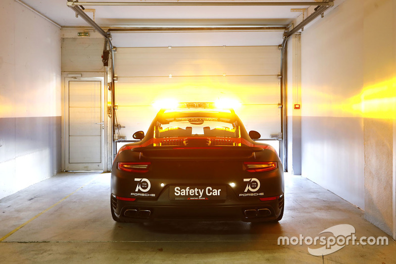 Porsche 911 Turbo, Safety Car para FIA WEC y 24h de Le Mans