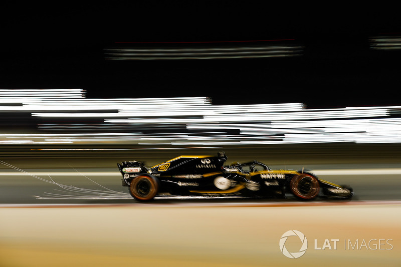 <img src="https://cdn-1.motorsport.com/static/custom/car-thumbs/F1_2018/TESTS/renault.png" alt="" width="250" /> Renault