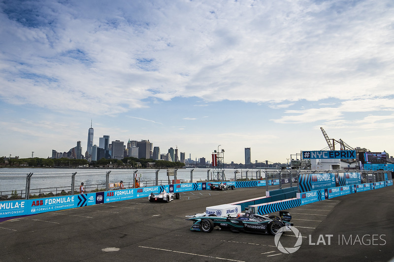 Nelson Piquet Jr., Jaguar Racing