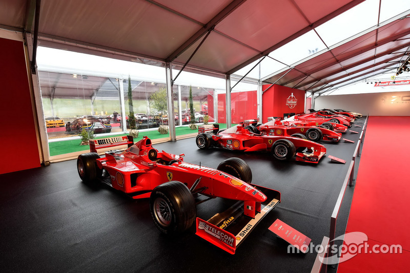 F1 Ferrari cars