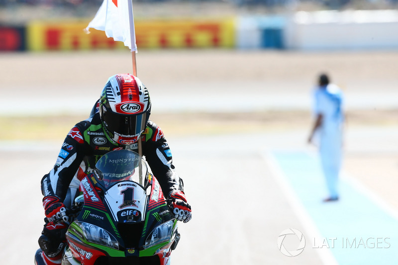 Il vincitore della gara Jonathan Rea, Kawasaki Racing