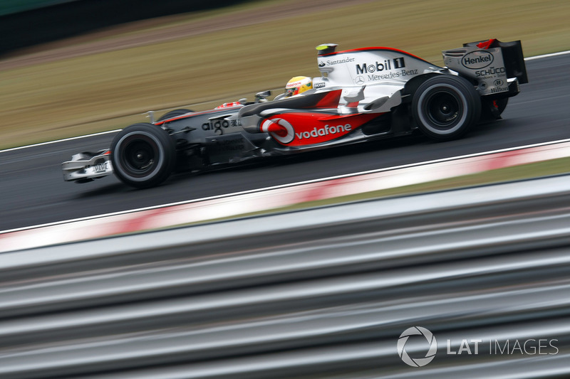 Lewis Hamilton, McLaren MP4-22