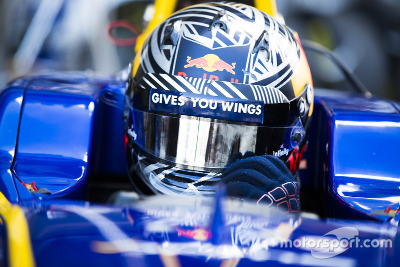 <p>5. <img src="https://cdn-7.motorsport.com/static/img/cfp/0/0/0/200/227/s3/united_kingdom-2.jpg" alt="" width="20" height="12" /> Dan Ticktum, DAMS</p>