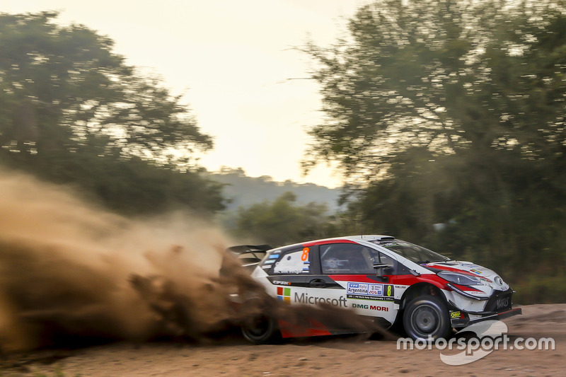 Отт Тянак и Мартин Ярвеоя, Toyota Yaris WRC