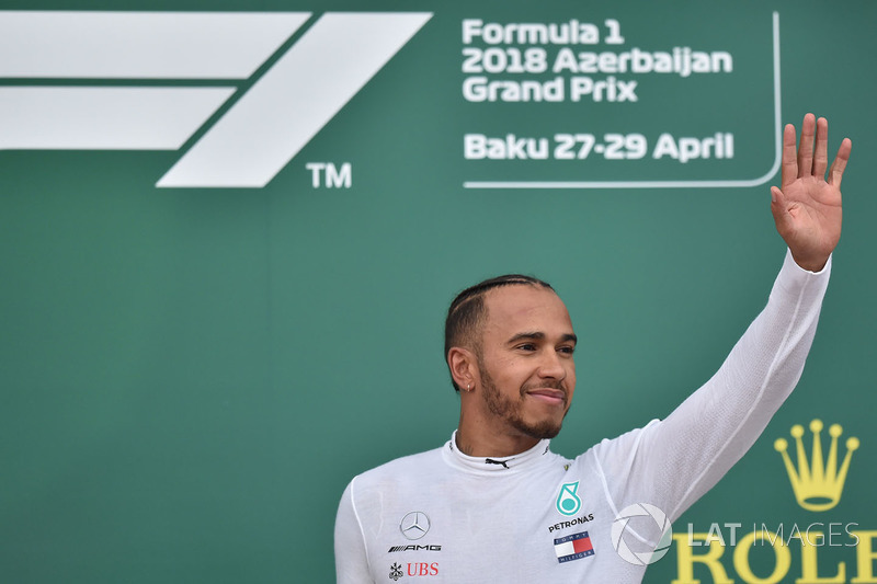 Race winner Lewis Hamilton, Mercedes-AMG F1 on the podium
