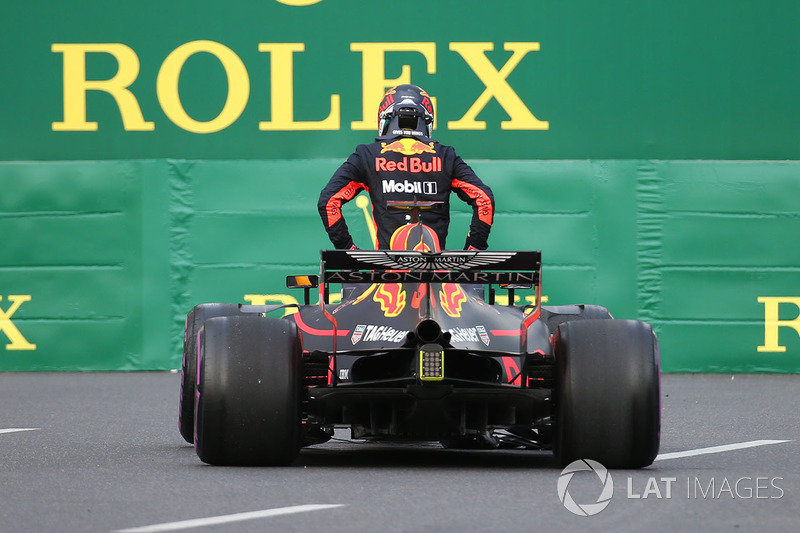 Сход: Даниэль Риккардо, Red Bull Racing RB14