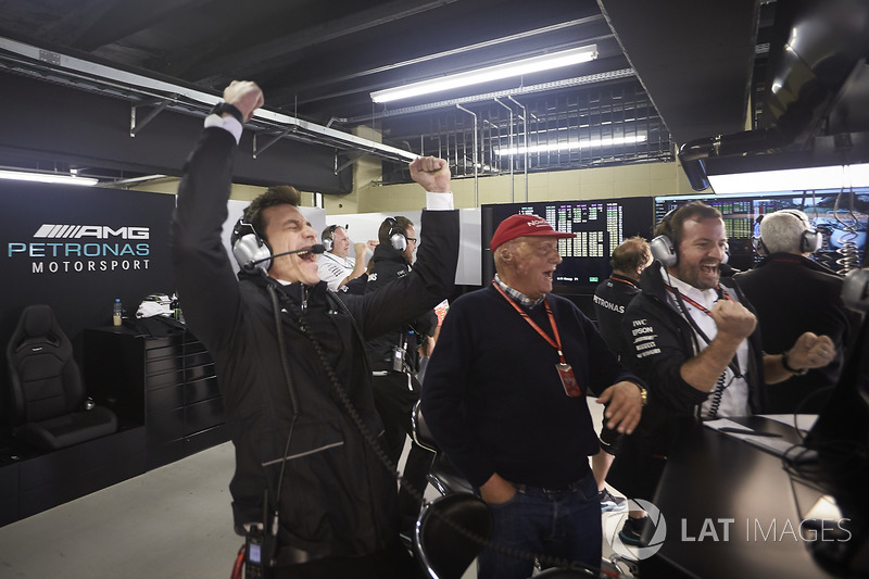 Toto Wolff, Direttore Esecutivo Mercedes AMG F1, Niki Lauda, Presidente Non-Esecutivo, Mercedes AMG