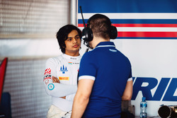 Arjun Maini, Trident
