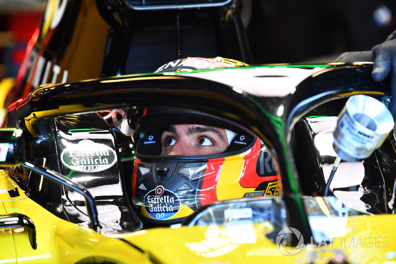 Карлос Сайнс-мол., Renault Sport F1 Team RS18