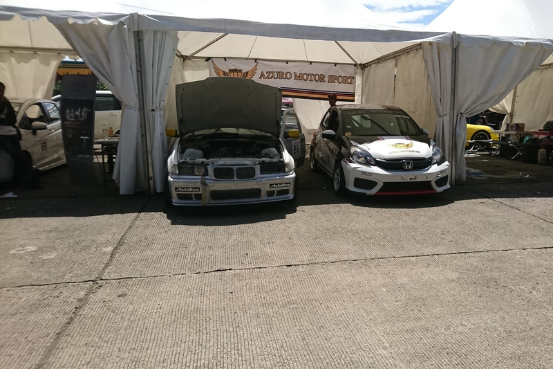 Paddock hari Minggu