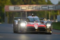 #8 Toyota Gazoo Racing Toyota TS050: Sébastien Buemi, Kazuki Nakajima, Fernando Alonso