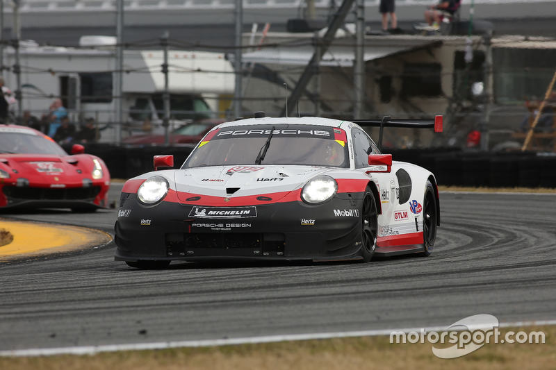 #912 Porsche Team North America Porsche 911 RSR: Laurens Vanthoor, Earl Bamber, Gianmaria Bruni