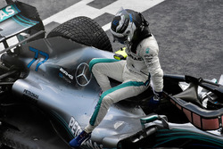 Valtteri Bottas, Mercedes-AMG F1 W09 dans le parc fermé