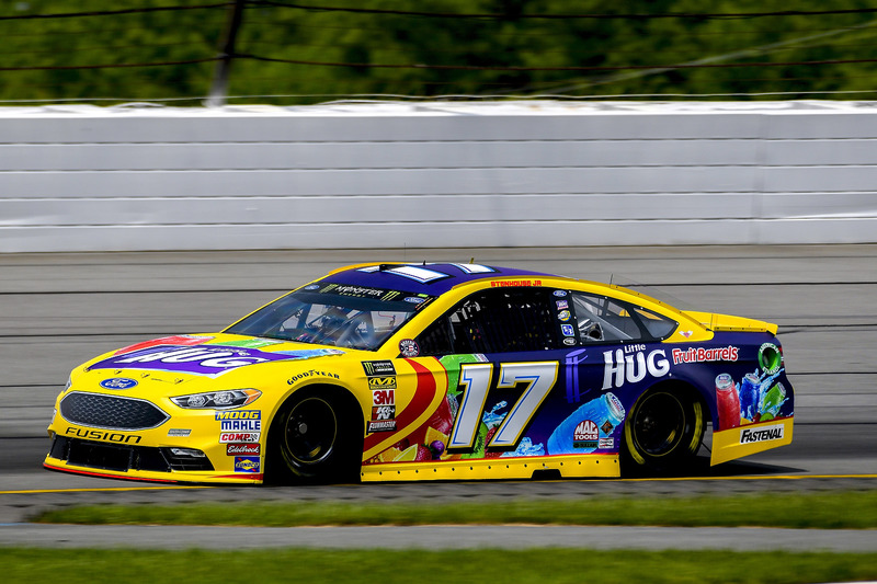 23. Ricky Stenhouse Jr., Roush Fenway Racing, Ford Fusion Little Hug Fruit Barrels