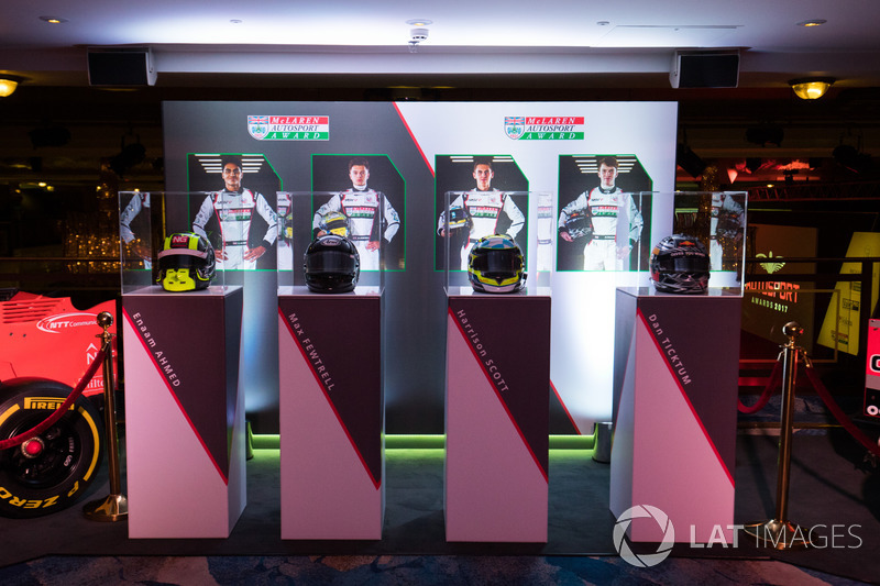 Los casco de McLaren Autosport BRC Premios a nominados Enaam Ahmed, Scott Harrison, máximo Fewtrell