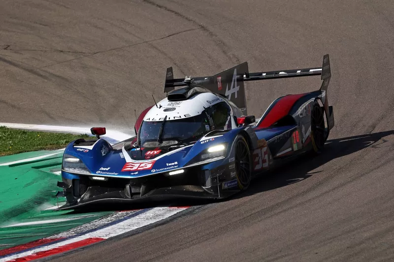 #35 Alpine Endurance Team Alpine A424: Antonio Felix Da Costa, Ferdinand Habsburg, Charles Milesi